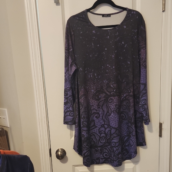 Lily Tops - Lily Womens Tunic Size Large